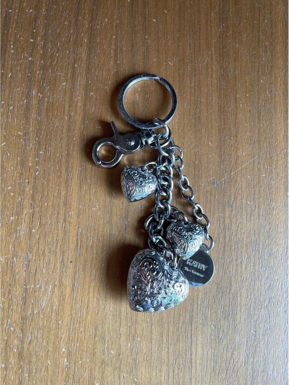 Kathy Van Zeeland Silvertone Hearts Charm Key Chain Keychain Purse Bag Charm